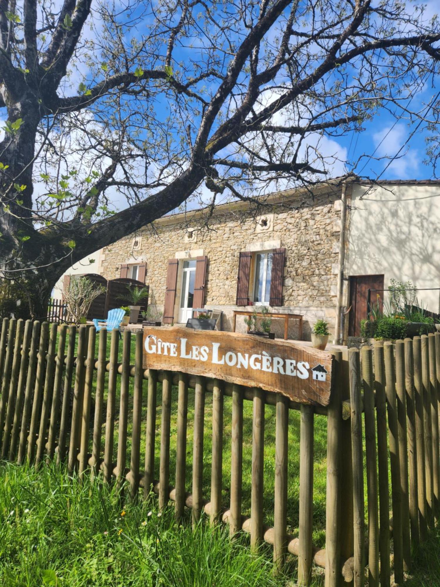 Gîte à la campagne tout confort Montazeau Extérieur photo